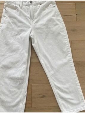 DKNY White Capri Jeans